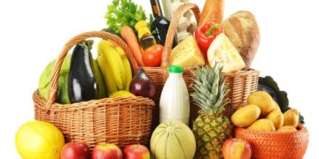 régime Thonon fruits, légumes et produits laitiers dans un panier un osier